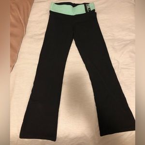 Victoria’s Secret PINK Black Yoga Pants
